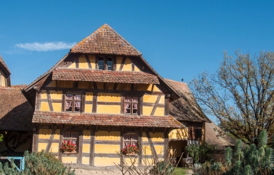 Maison alsacienne_Image générique d'illustration