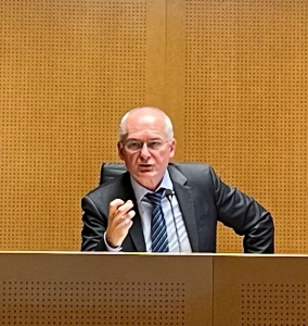 conf-de-presse.jpg